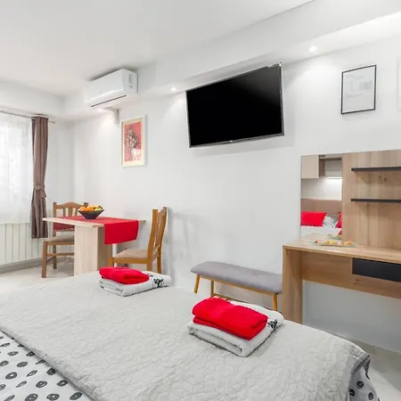 Apartment Alex Deluxe On