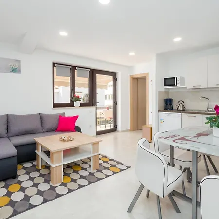 Apartment Alex Deluxe On *