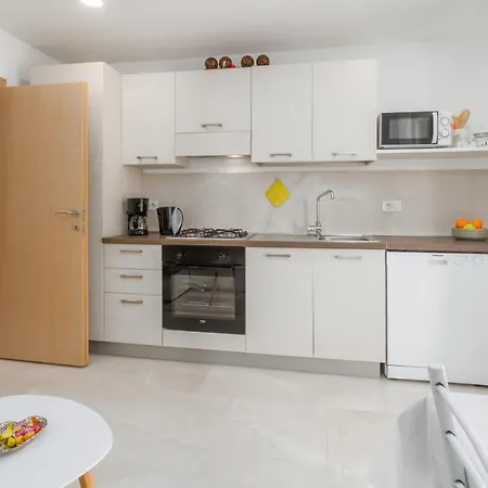 דירה Alex Deluxe On *