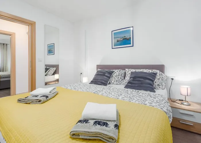 Alex Deluxe On * פורץ